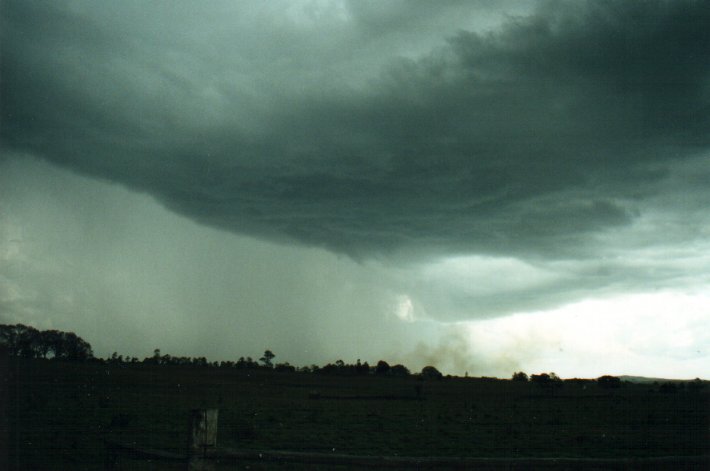 cumulonimbus thunderstorm_base : Piora, NSW   4 November 2000