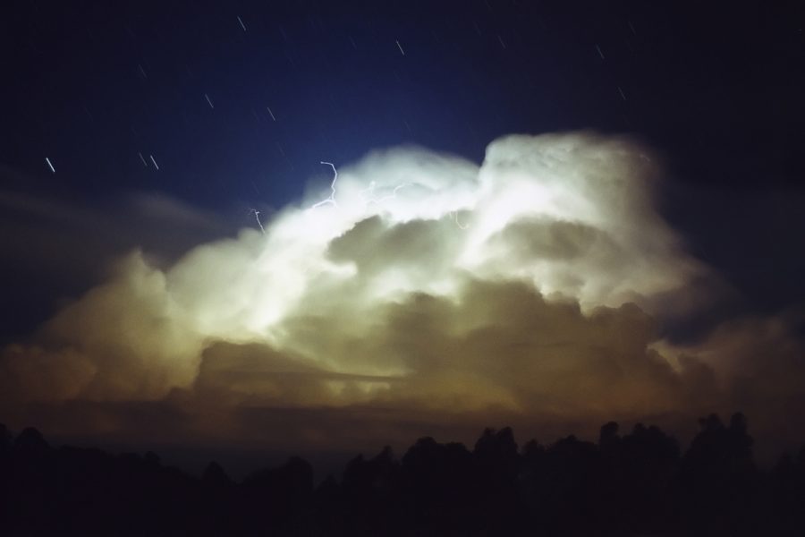 lightning lightning_bolts : McLeans Ridges, NSW   4 November 2000