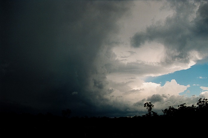 cumulonimbus thunderstorm_base : Coffs Harbour, NSW   5 November 2000