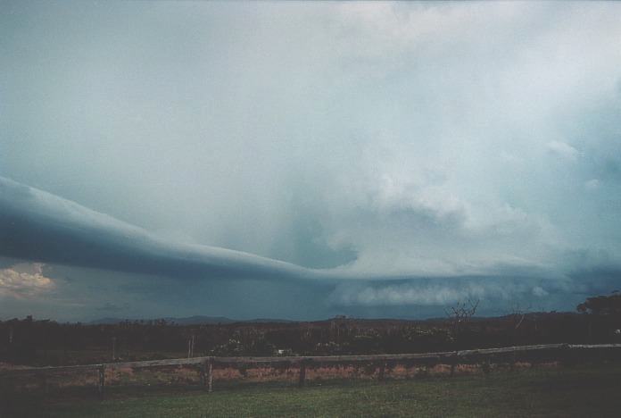 inflowband thunderstorm_inflow_band : Corindi Beach, NSW   5 November 2000