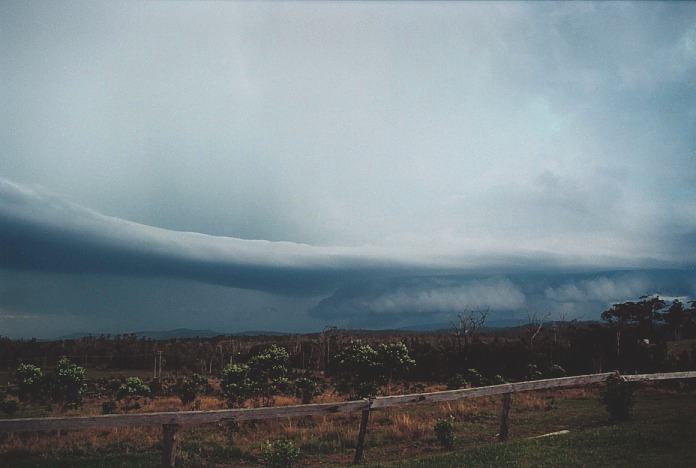 inflowband thunderstorm_inflow_band : Corindi Beach, NSW   5 November 2000