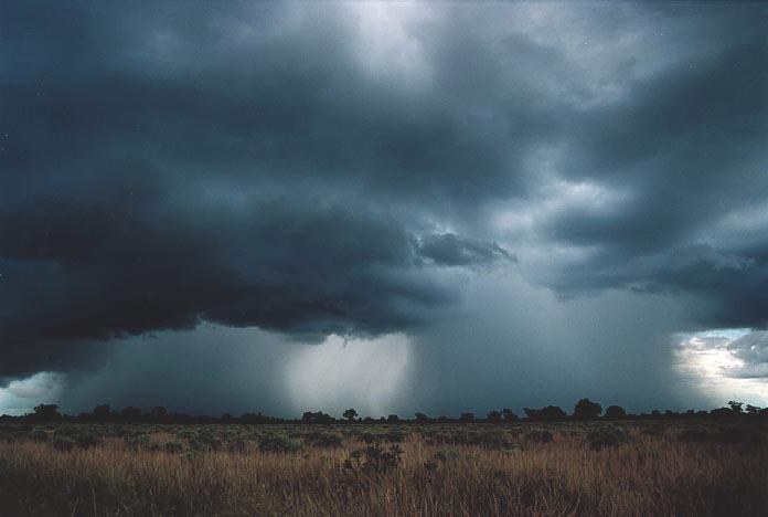 wallcloud thunderstorm_wall_cloud : Bourke, NSW   19 November 2000