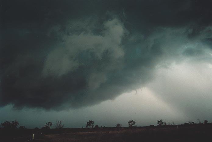 raincascade precipitation_cascade : N of Banana, Qld   21 November 2000