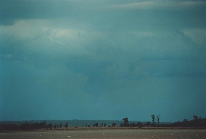 cumulonimbus thunderstorm_base : Coolmunda Dam, Inglewood, Qld   27 November 2000