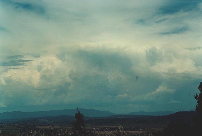 cirrus cirrus_cloud : Quirindi lookout, NSW   29 November 2000