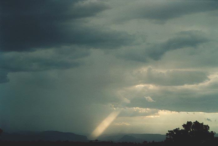 cumulonimbus thunderstorm_base : NW of Singleton, NSW   30 November 2000