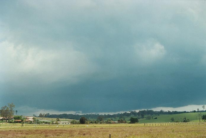 cumulonimbus supercell_thunderstorm : Grafton, NSW   8 December 2000