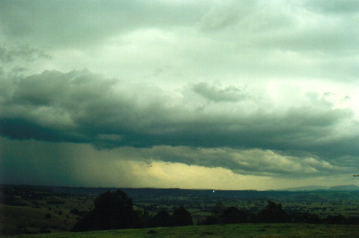 cumulonimbus thunderstorm_base : McLeans Ridges, NSW   27 December 2000