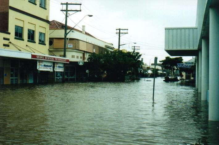 flashflooding flood_pictures : Lismore, NSW   2 February 2001