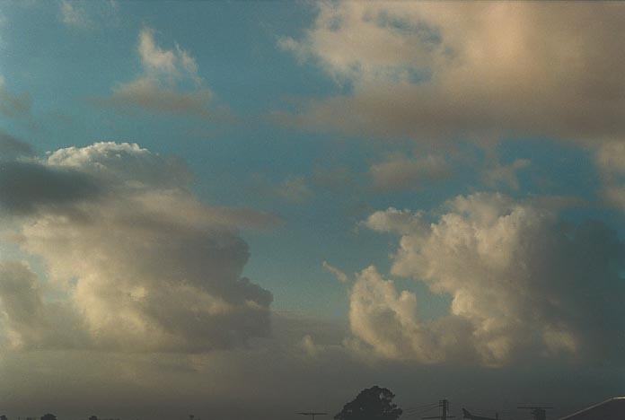 stratocumulus stratocumulus_cloud : Schofields, NSW   14 March 2001