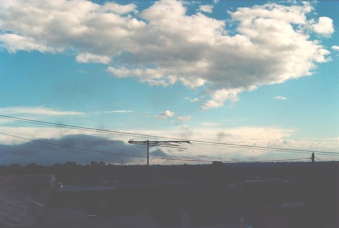 stratocumulus stratocumulus_cloud : Schofields, NSW   22 April 2001