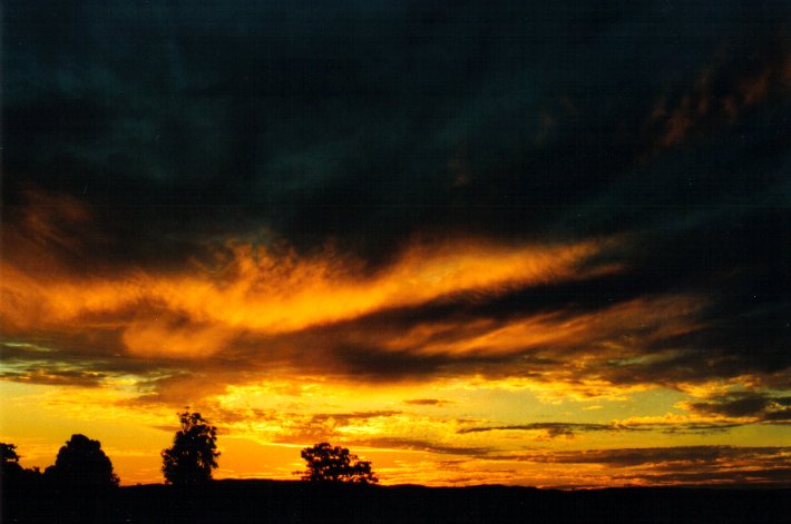 sunset sunset_pictures : McLeans Ridges, NSW   25 May 2001