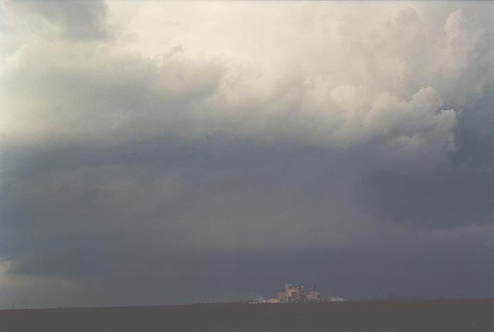 wallcloud thunderstorm_wall_cloud : Amarillo, Texas, USA   29 May 2001