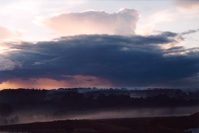 thunderstorm cumulonimbus_incus : Schofields, NSW   10 July 2001