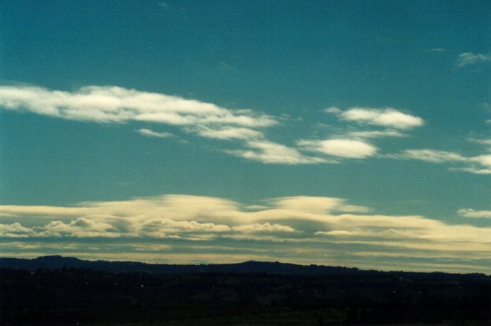 stratocumulus lenticularis : McLeans Ridges, NSW   29 July 2001