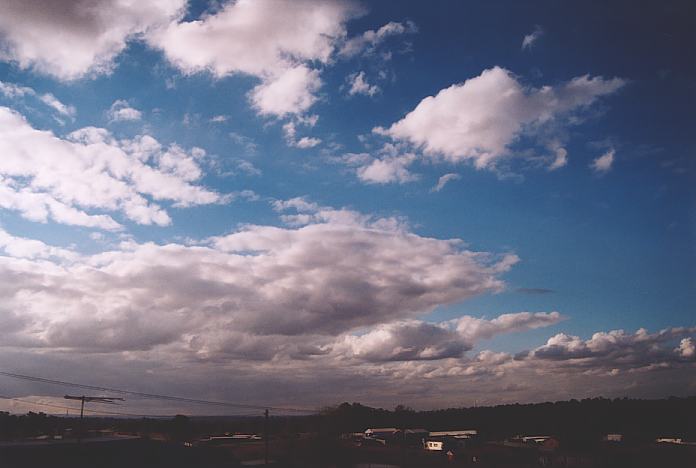 stratocumulus stratocumulus_cloud : Schofields, NSW   5 September 2001