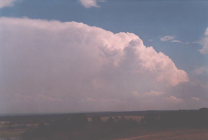 thunderstorm cumulonimbus_incus : S of The Oaks, NSW   2 October 2001