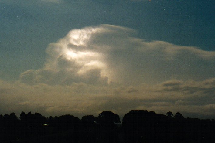 lightning lightning_bolts : McLeans Ridges, NSW   4 October 2001