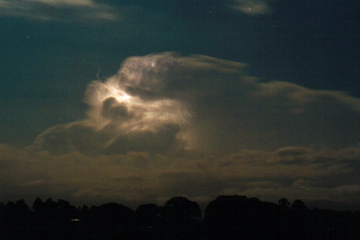 lightning lightning_bolts : McLeans Ridges, NSW   4 October 2001