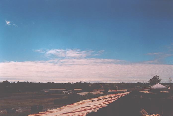 stratocumulus stratocumulus_cloud : Schofields, NSW   14 October 2001