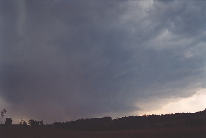 cumulonimbus thunderstorm_base : 20km S of Bulahdelah, NSW   24 November 2001