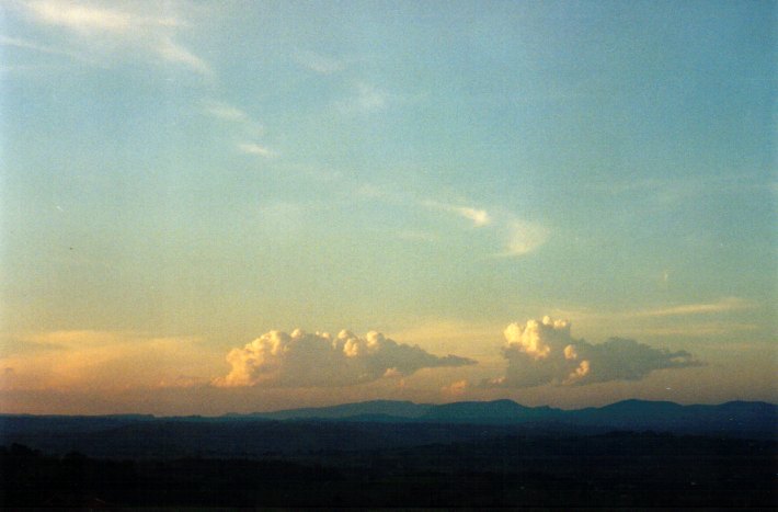 cirrus cirrus_cloud : McLeans Ridges, NSW   1 December 2001