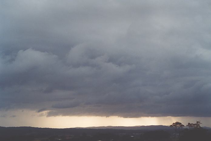 cumulonimbus thunderstorm_base : Warchope, NSW   22 December 2001