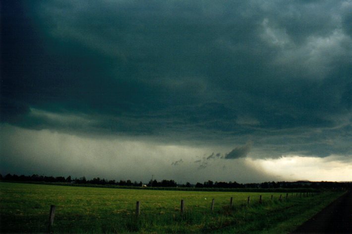 cumulonimbus thunderstorm_base : N of Casino, NSW   30 December 2001