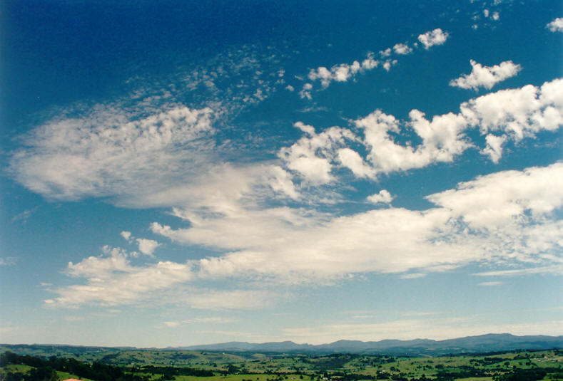 altocumulus castellanus : McLeans Ridges, NSW   10 February 2002