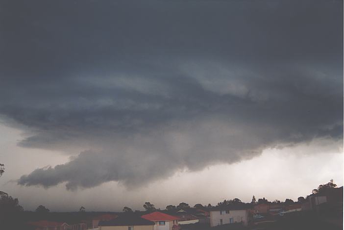 cumulonimbus thunderstorm_base : Liverpool, NSW   16 February 2002