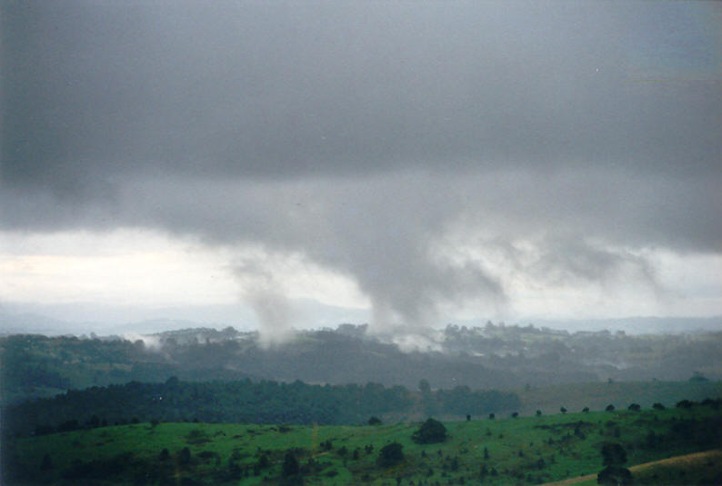 stratus stratus_cloud : McLeans Ridges, NSW   5 May 2002