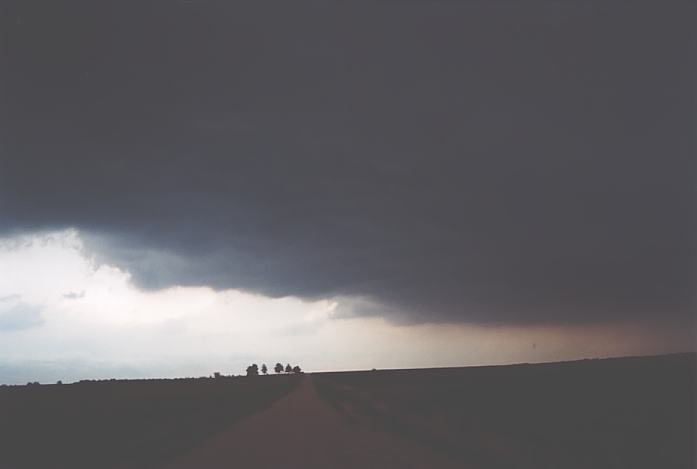 cumulonimbus thunderstorm_base : near McPherson, Kansas, USA   11 May 2002