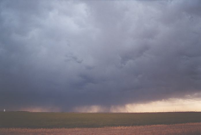 raincascade precipitation_cascade : Kinsley, Kansas, USA   15 May 2002