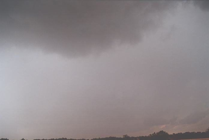 raincascade precipitation_cascade : NE of Childress, Texas, USA   24 May 2002