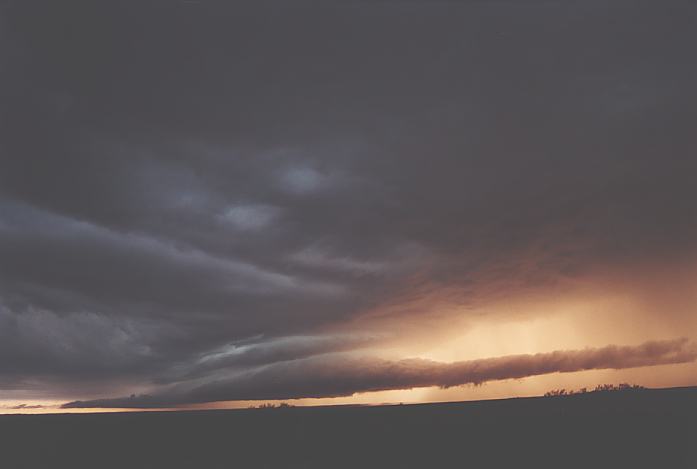 cumulonimbus supercell_thunderstorm : near Shawville, Texas, USA   27 May 2002