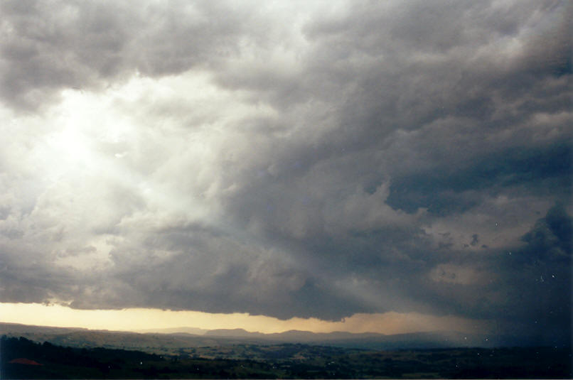 cumulonimbus thunderstorm_base : McLeans Ridges, NSW   23 September 2002