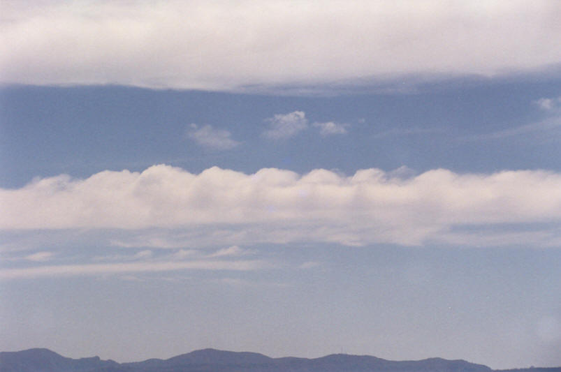 altocumulus altocumulus_cloud : McLeans Ridges, NSW   30 October 2002