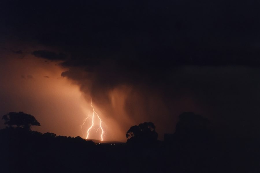 lightning lightning_bolts : Tregeagle, NSW   10 November 2002