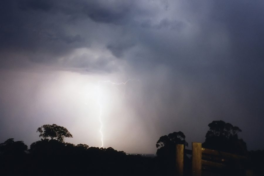 lightning lightning_bolts : Tregeagle, NSW   10 November 2002