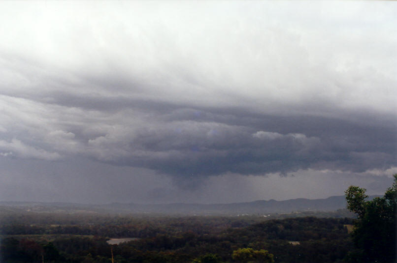 cumulonimbus thunderstorm_base : Brunswick Heads, NSW   30 November 2002