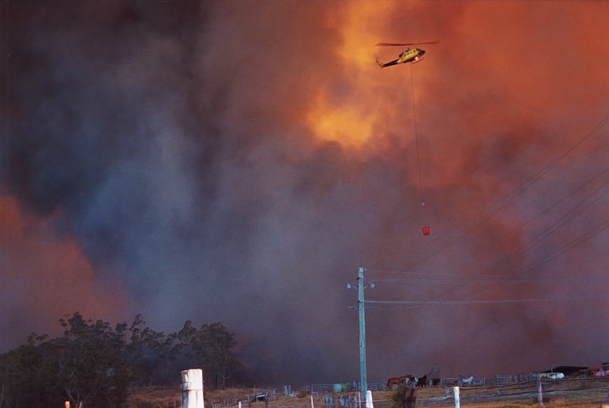 bushfire wild_fire : Glenorie, NSW   4 December 2002