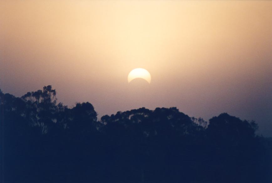 sunset sunset_pictures : Solar Eclipse, Schofields, NSW   4 December 2002