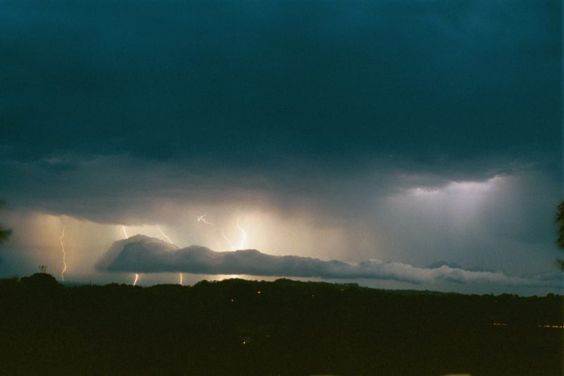 lightning lightning_bolts : Alstonville, NSW   8 January 2003