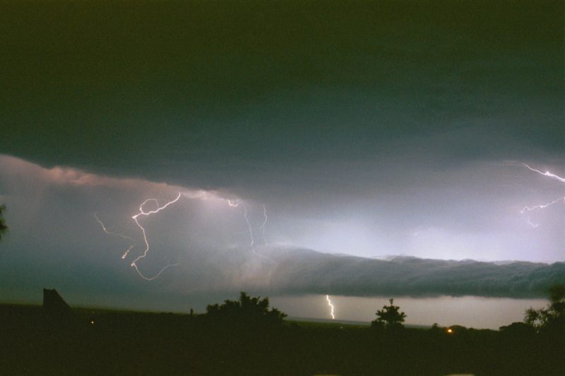 lightning lightning_bolts : Alstonville, NSW   8 January 2003