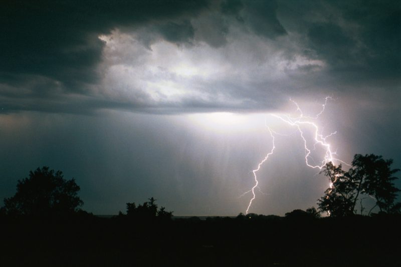 lightning lightning_bolts : Alstonville, NSW   8 January 2003