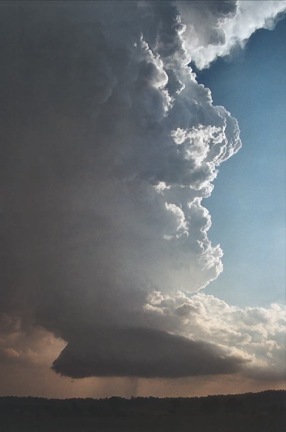 cumulonimbus supercell_thunderstorm : Camden, NSW   12 February 2003