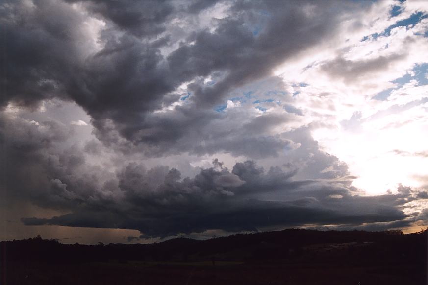 wallcloud thunderstorm_wall_cloud : Ulong, NSW   21 March 2003
