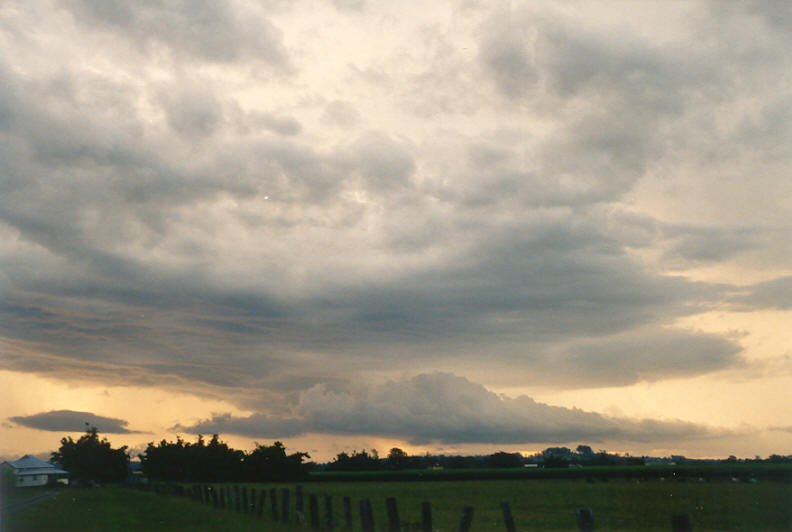 cumulonimbus thunderstorm_base : Woodburn, NSW   22 March 2003