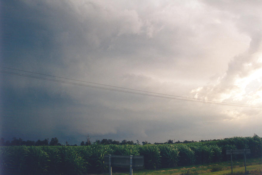 cumulonimbus supercell_thunderstorm : Woodburn, NSW   30 March 2003