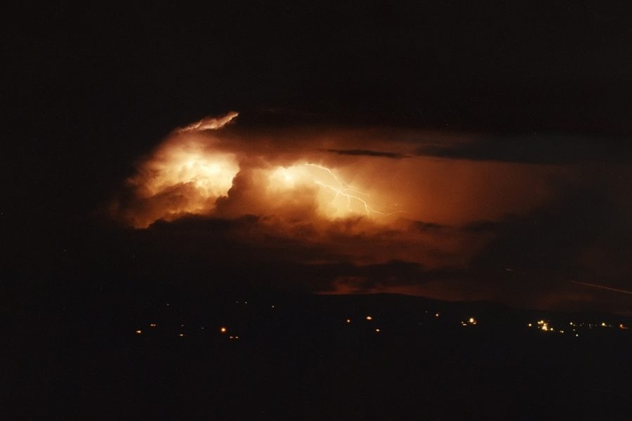 lightning lightning_bolts : McLeans Ridges, NSW   30 March 2003